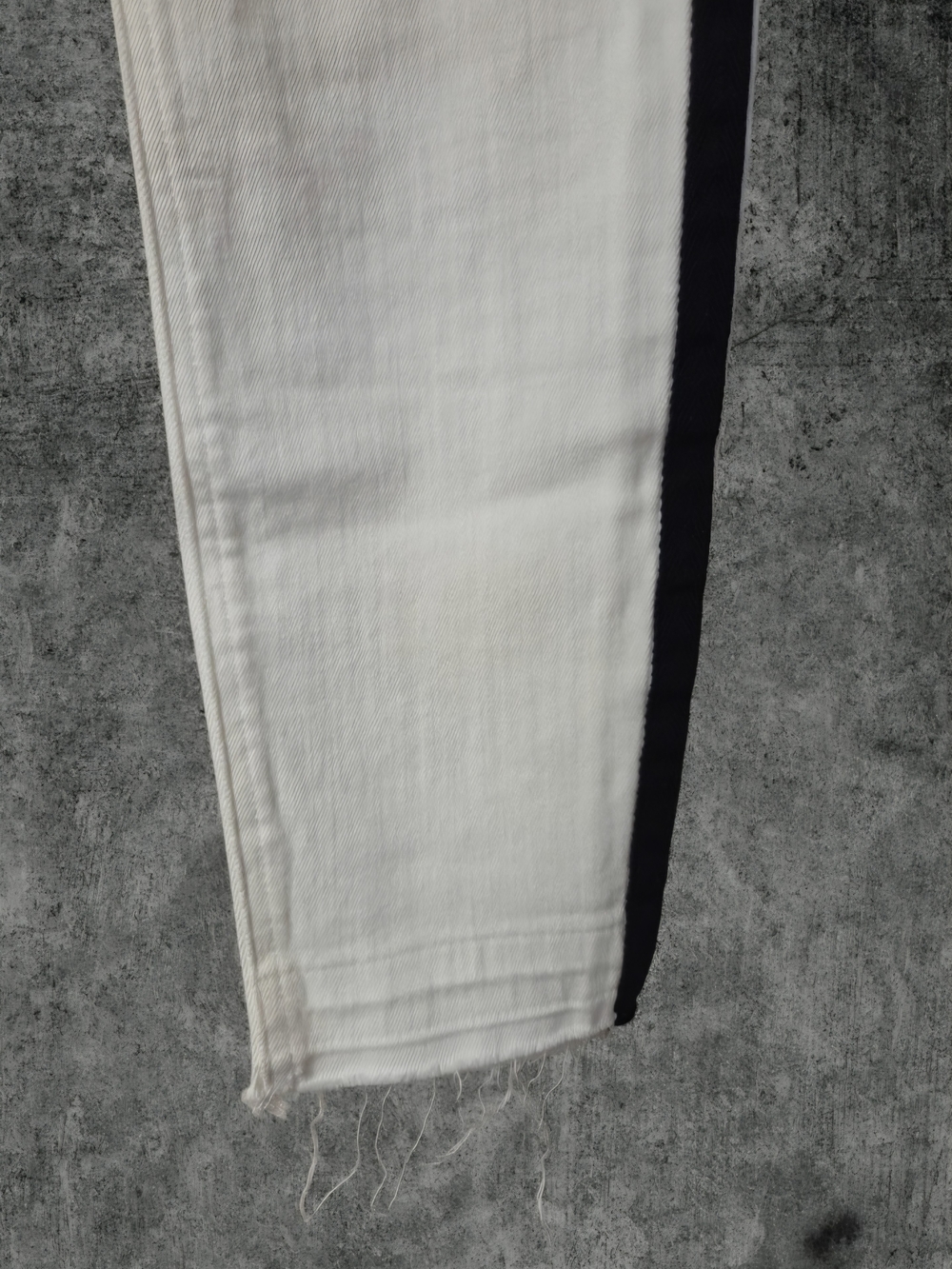 NWT Express White Cropped Moto Jeans White & Black Size 4 - Picture 5 of 9